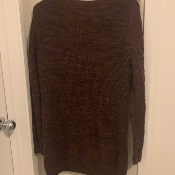 Sweater - Picture 4 of 6